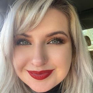 Meet your Posher, Cara